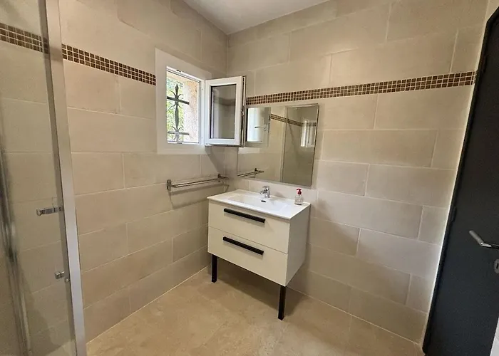 45m Avec Jardin De 50m Sainte-Maxime