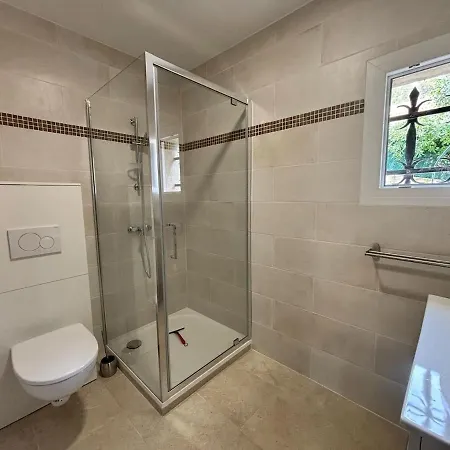 Apartment 45m Avec Jardin De 35m *