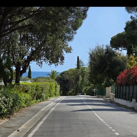 45m Avec Jardin De 50m Apartamento *